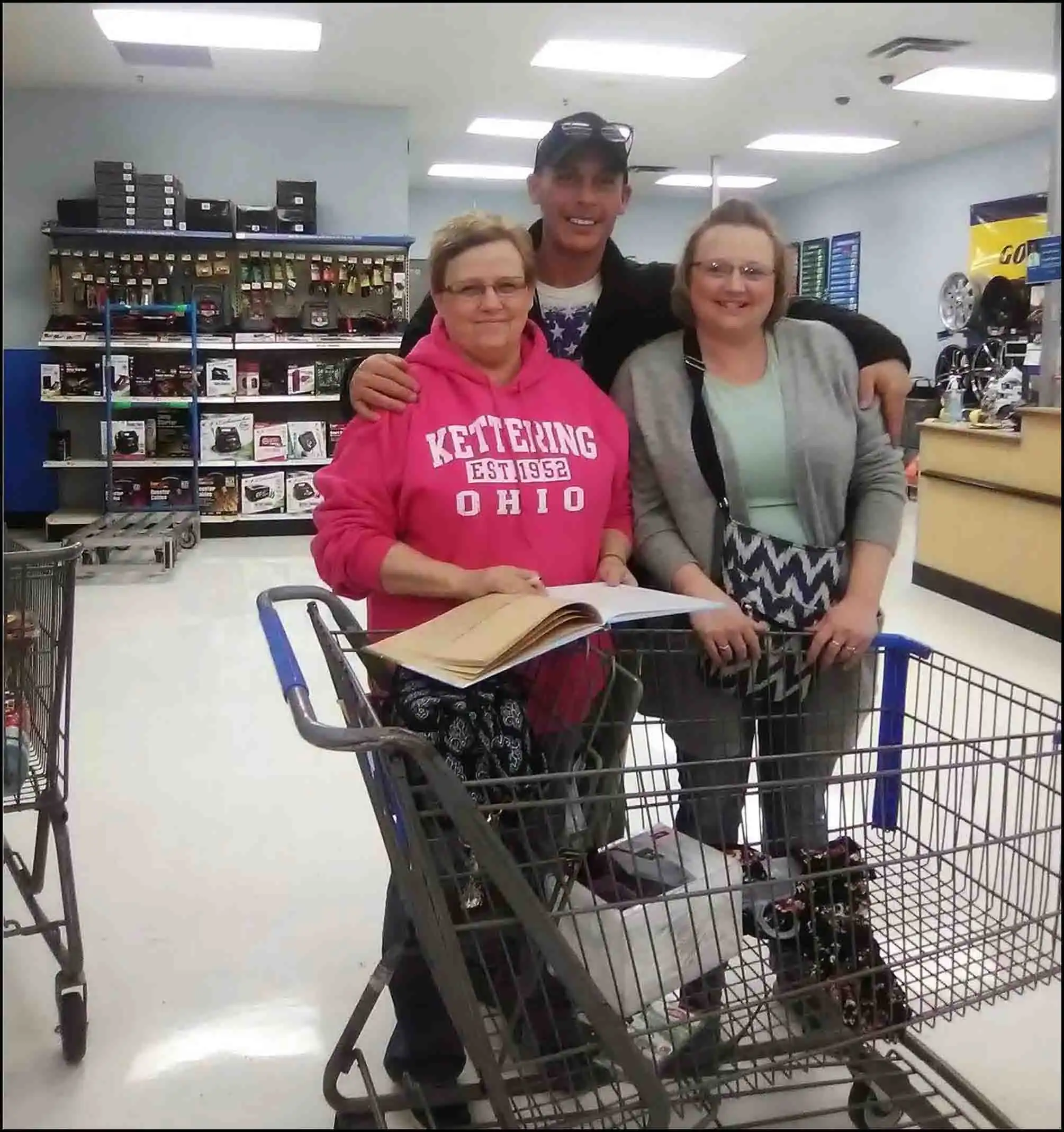 David Haave's Book fans signing in Walmart St. Robert, MO; 2016 -- David Haave